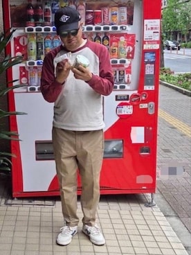 「Dickies（ディッキーズ）のアイテム（パンツ）」を使った、aakkiiさん（メンズ・162cm）の春コーディネート