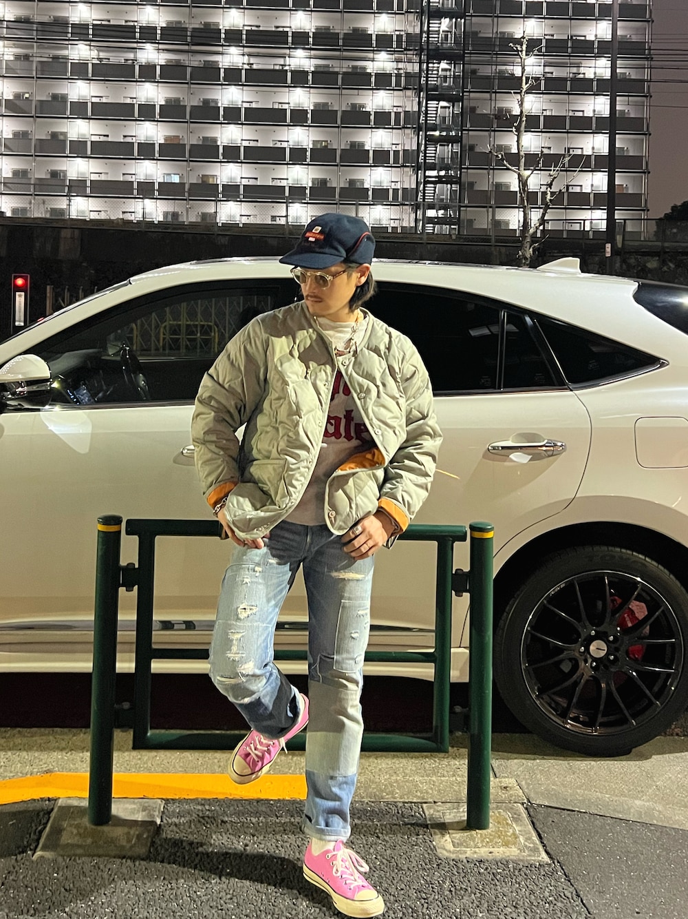 「アメカジ、アメカジコーデ、ミリタリー、古着、古着MIX、春コーデ、デニム、Champion、Levi's、converse、低身長、低身長コーデ、低身長男子、おしゃれさんと繋がりたい、いいね、save、フォローお願いします🤑」｜「Championの80'sヴィンテージ　Reverse Weave  オハイオ州立大学（スウェット、ホワイト系）」を使った、sgrさん（メンズ・165cm）の春コーディネートの1枚目の写真