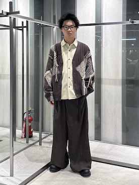 「HARE（ハレ）のアイテム（スラックス）」を使った、柊平さん（メンズ・173cm）の春コーディネート