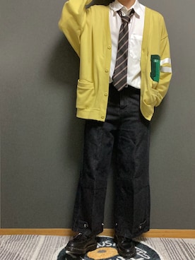 「アイテム（カーディガン/ボレロ）」を使った、TAKUMAさん（メンズ・172cm）の秋コーディネート