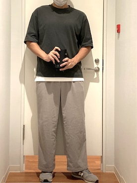 「GU（ジーユー）のドライポンチロングタンクトップQ（タンクトップ、ホワイト系）」を使った、木下さん（メンズ・177cm）の秋コーディネート