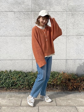 「Crisp（クリスプ）のベーシックデニムパンツ（デニムパンツ）」を使った、ミスズさん（レディース・161cm）の秋コーディネート