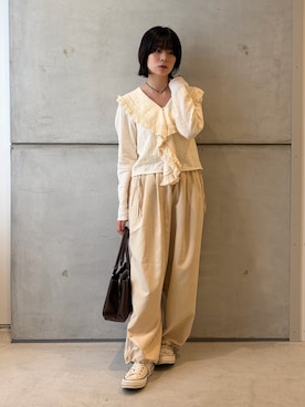 「KBF（ケイビーエフ）のアイテム（トップス）」を使った、永山新菜  ninさん（レディース・155cm）の秋コーディネート