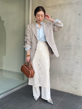「アイテム（ブレスレット、イエロー系）」を使った、yuko yamaguchiさん（レディース・158cm）の冬コーディネート