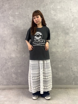 「URBAN RESEARCH DOORS（アーバンリサーチドアーズ）のGOOD ROCK SPEED　RANDYS DONUTS TSHIRTS（Tシャツ/カットソー、グレー系）」を使った、noeさん（レディース・156cm）の夏コーディネート