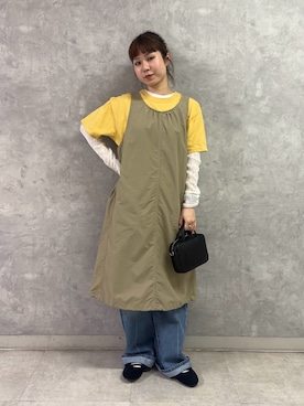 「URBAN RESEARCH DOORS（アーバンリサーチドアーズ）の『別注』GOOD ROCK SPEED×DOOS　NYC NYPD T-SHIRTS（Tシャツ/カットソー、イエロー系）」を使った、noeさん（レディース・156cm）の春コーディネート