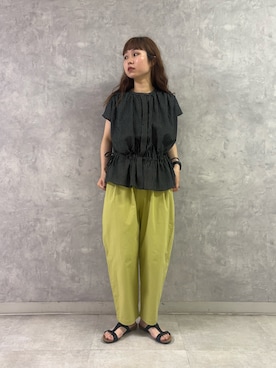 「かぐれ（カグレ）のコットンワッシャーサルエルパンツ（その他パンツ、グリーン系）」を使った、noeさん（レディース・156cm）の夏コーディネート