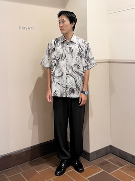 「ITEMS URBANRESEARCH（アイテムズ アーバンリサーチ）のマーブルプリントレギュラーカラーショートスリーブシャツ（シャツ/ブラウス、ホワイト系）」を使った、Jasmineさん（メンズ・173cm）の夏コーディネート