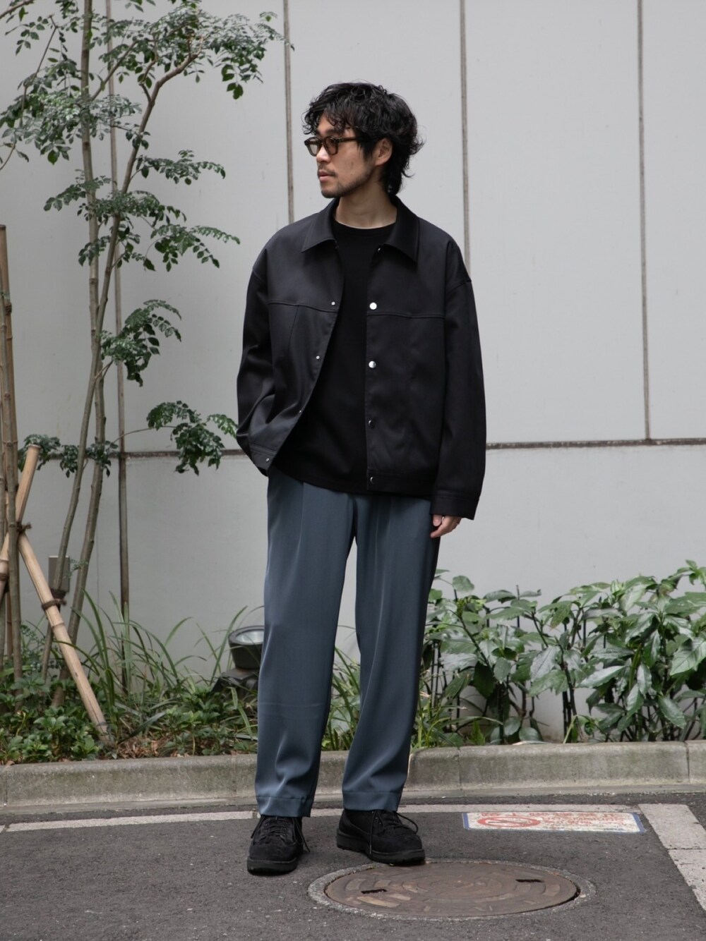 UNITED TOKYO MENS(UNITED TOKYO)｜UNITED TOKYOのスラックスを使った 