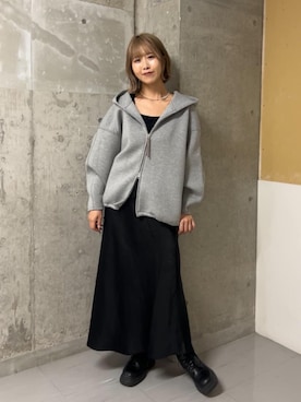 「アイテム（ブルゾン、グレー系）」を使った、earth music&ecology officialさん（レディース・161cm）の秋コーディネート