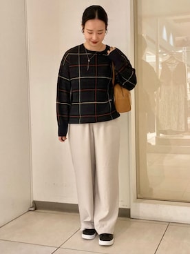 「earth music&ecology（アースミュージックアンドエコロジー）のアイテム（ニット/セーター）」を使った、earth music&ecology officialさん（レディース・158cm）の秋コーディネート