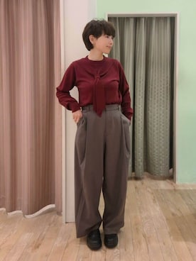 「earth music&ecology（アースミュージックアンドエコロジー）のアイテム（ニット/セーター）」を使った、earth music&ecology officialさん（レディース・153cm）の秋コーディネート