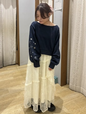 「アイテム（スウェット）」を使った、earth music&ecology officialさん（レディース・144cm）の冬コーディネート