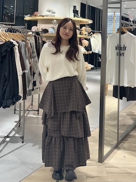 「earth music&ecology（アースミュージックアンドエコロジー）のアイテム（ニット/セーター）」を使った、earth music&ecology officialさん（レディース・153cm）の秋コーディネート