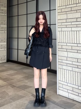 「earth music&ecology（アースミュージックアンドエコロジー）のアイテム（ショルダーバッグ、ブラック系）」を使った、earth music&ecology officialさん（レディース・156cm）の秋コーディネート