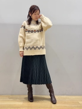 「アイテム（チュニック）」を使った、earth music&ecology officialさん（レディース・167cm）の冬コーディネート