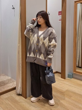 earth music&ecology officialさん（レディース・151cm）の秋コーディネート