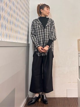 「earth music&ecology（アースミュージックアンドエコロジー）のアイテム（ニット/セーター）」を使った、earth music&ecology officialさん（レディース・168cm）の秋コーディネート