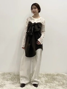 「earth music&ecology（アースミュージックアンドエコロジー）のレースヘンリープルオーバー（Tシャツ/カットソー、ホワイト系）」を使った、earth music&ecology officialさん（レディース・152cm）の秋コーディネート