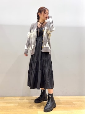 「earth music&ecology（アースミュージックアンドエコロジー）のアイテム（ワンピース）」を使った、earth music&ecology officialさん（レディース・167cm）の秋コーディネート