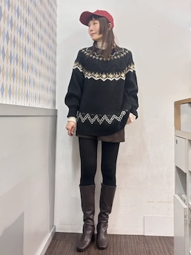 「アイテム（チュニック）」を使った、earth music&ecology officialさん（レディース・168cm）の冬コーディネート