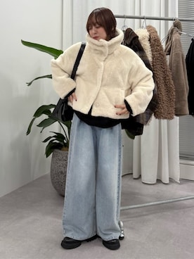 「earth music&ecology（アースミュージックアンドエコロジー）のアイテム（ショルダーバッグ、ブラック系）」を使った、earth music&ecology officialさん（レディース・153cm）の秋コーディネート