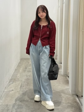 「earth music&ecology（アースミュージックアンドエコロジー）のアイテム（ショルダーバッグ、ブラック系）」を使った、earth music&ecology officialさん（レディース・150cm）の秋コーディネート