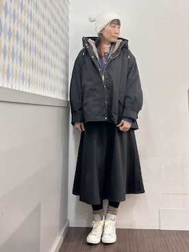 「アイテム（マウンテンパーカー）」を使った、earth music&ecology officialさん（レディース・168cm）の冬コーディネート