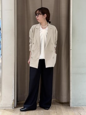 「earth music&ecology（アースミュージックアンドエコロジー）の【2026SS】ダブルジャケット（テーラードジャケット、ベージュ系）」を使った、earth music&ecology officialさん（レディース・152cm）の春コーディネート