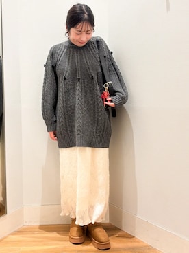 「アイテム（キーホルダー）」を使った、earth music&ecology officialさん（レディース・153cm）の冬コーディネート