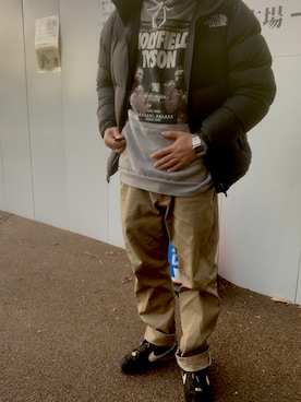 「アイテム（デジタル腕時計）」を使った、fumiさん（メンズ・171cm）の冬コーディネート