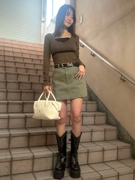 「EVRIS（エヴリス）のアイテム（トップス）」を使った、齊藤愛奈さん（レディース・162cm）の春コーディネート