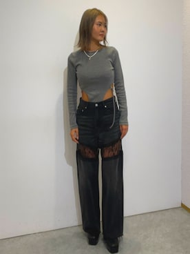「EVRIS（エヴリス）のアイテム（アクセサリー）」を使った、齊藤愛奈さん（レディース・162cm）の秋コーディネート
