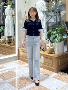 「La boutique BonBon（ラブティックボンボン）の【接触冷感・最強愛され】クールタッチUVシャツドッキングニット（ニット/セーター、ブルー系）」を使った、ayakaさん（レディース・157cm）の春コーディネート