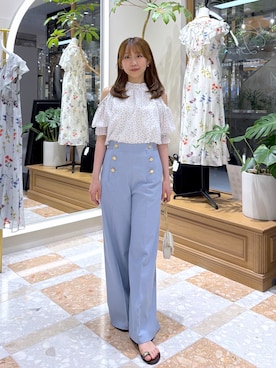 「La boutique BonBon（ラブティックボンボン）の【お上品ホルターネック】ドットホルターネックオープンショルダーブラウス（シャツ/ブラウス、ホワイト系）」を使った、ayakaさん（レディース・157cm）の春コーディネート