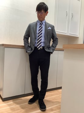 「TOKYO SHIRTS（トウキョウシャツ）の形態安定ノンアイロン ボタンダウン 長袖ビジネスワイシャツ（ビジネスシャツ、ブルー系）」を使った、BRICK HOUSE by Tokyo Shirts 高崎イオンモール店さん（メンズ・170cm）の春コーディネート