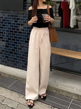 「アイテム（スラックス）」を使った、ririさん（レディース・155cm）の秋コーディネート
