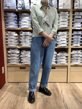 「パンツスタイル」｜「アイテム（財布/小物）」を使った、TOKYO SHIRTS 博多駅地下店さん（レディース・160cm）の春コーディネート