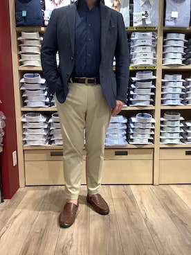 「アイテム（ビジネスシャツ）」を使った、TOKYO SHIRTS 博多駅地下店さん（メンズ・169cm）の春コーディネート