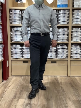 「アイテム（ビジネスシャツ、グリーン系）」を使った、TOKYO SHIRTS 博多駅地下店さん（メンズ・160cm）の春コーディネート