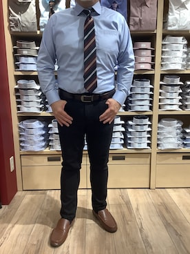 「アイテム（ビジネスシャツ）」を使った、TOKYO SHIRTS 博多駅地下店さん（メンズ・169cm）の冬コーディネート