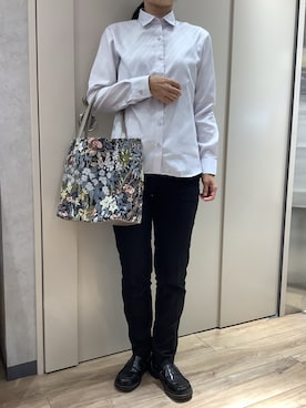 「アイテム（ビジネスシャツ）」を使った、TOKYO SHIRTS 博多駅地下店さん（レディース・160cm）の秋コーディネート