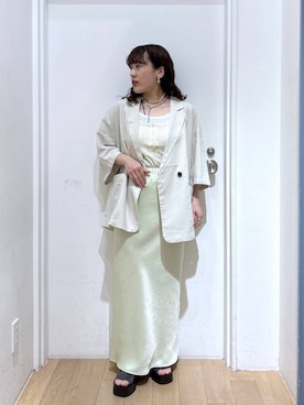 「LOWRYS FARM（ローリーズファーム）のストレッチサテンスカート　 290120（スカート、グリーン系）」を使った、hachi0867さん（レディース）の春コーディネート