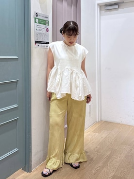 「LOWRYS FARM（ローリーズファーム）のドッキングペプラムノースリーブ　1032148（Tシャツ/カットソー、ホワイト系）」を使った、hachi0867さん（レディース）の夏コーディネート