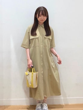 「URBAN RESEARCH DOORS（アーバンリサーチドアーズ）の『接触冷感/UVカット/マシンウォッシャブル』ワークシャツワンピース（ワンピース、ベージュ系）」を使った、sayuさん（レディース・156cm）の夏コーディネート