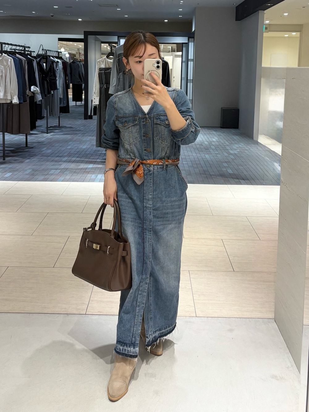 ラウンジドレス新品タグ付きノーカラーデニムワンピース ノーカラーデニムワンピース（ワンピース）｜LOUNGEDRESS（ラウンジ