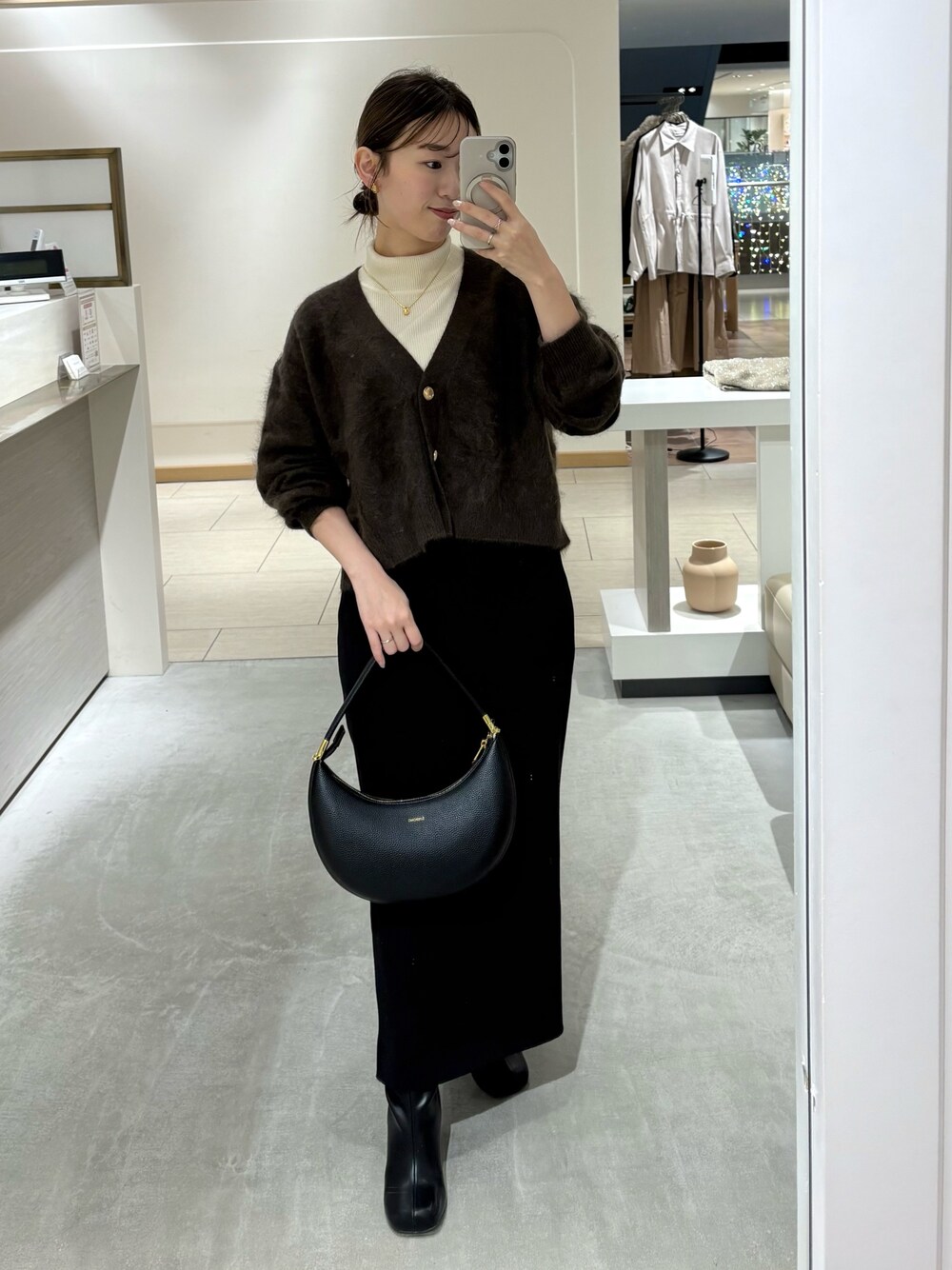 LOUNGEDRESS（ラウンジドレス）の「【SINBONO】Zoey Shoulder