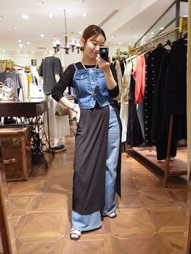 「LOUNGEDRESS（ラウンジドレス）の≪新色キャメル登場/重ね着映え≫シアーハイスリットワンピース（ワンピース、ブラック系）」を使った、こてがわさん（レディース・151cm）の夏コーディネート