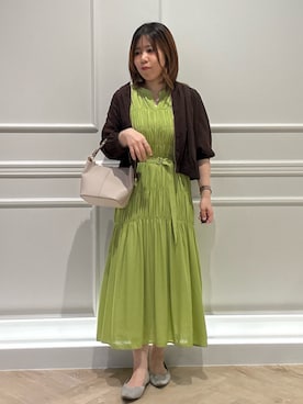 「MICO COULIER（ミコクリエ）の麻調シアー ニット切替ラグランブルゾン（ブルゾン、ブラウン系）」を使った、økiさん（レディース・160cm）の夏コーディネート