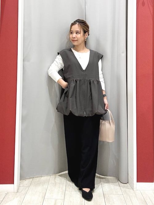 セール】美シルエットが大人かわいい 裾バルーンシルエットジレ